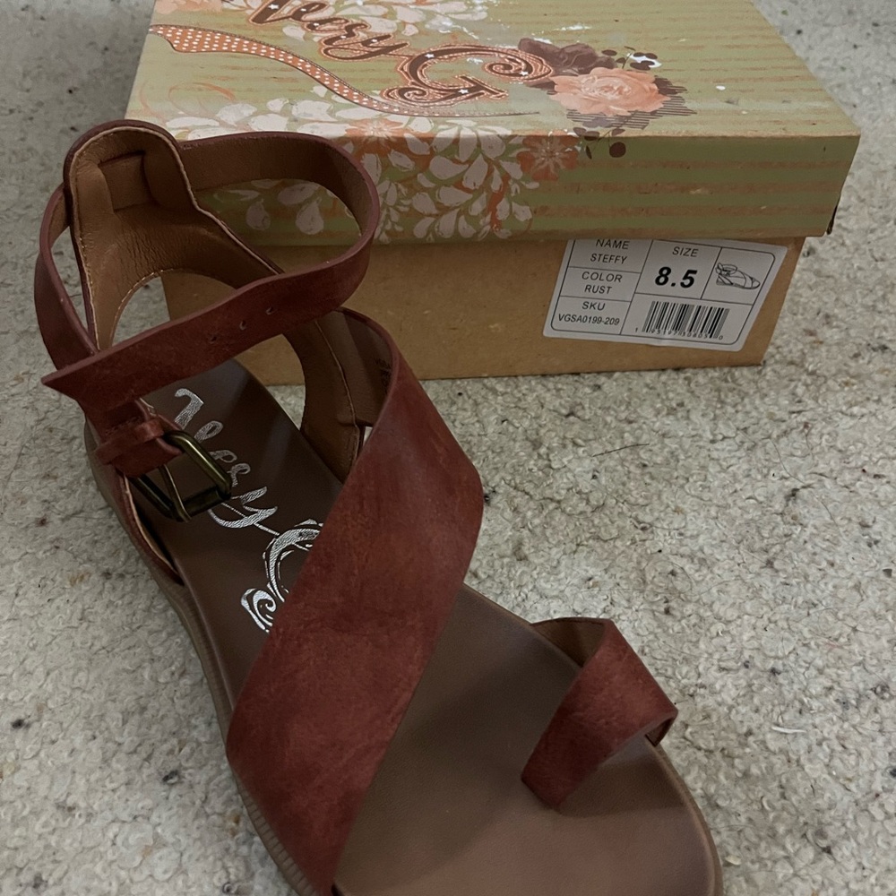 Steffy Brown Sandals very G